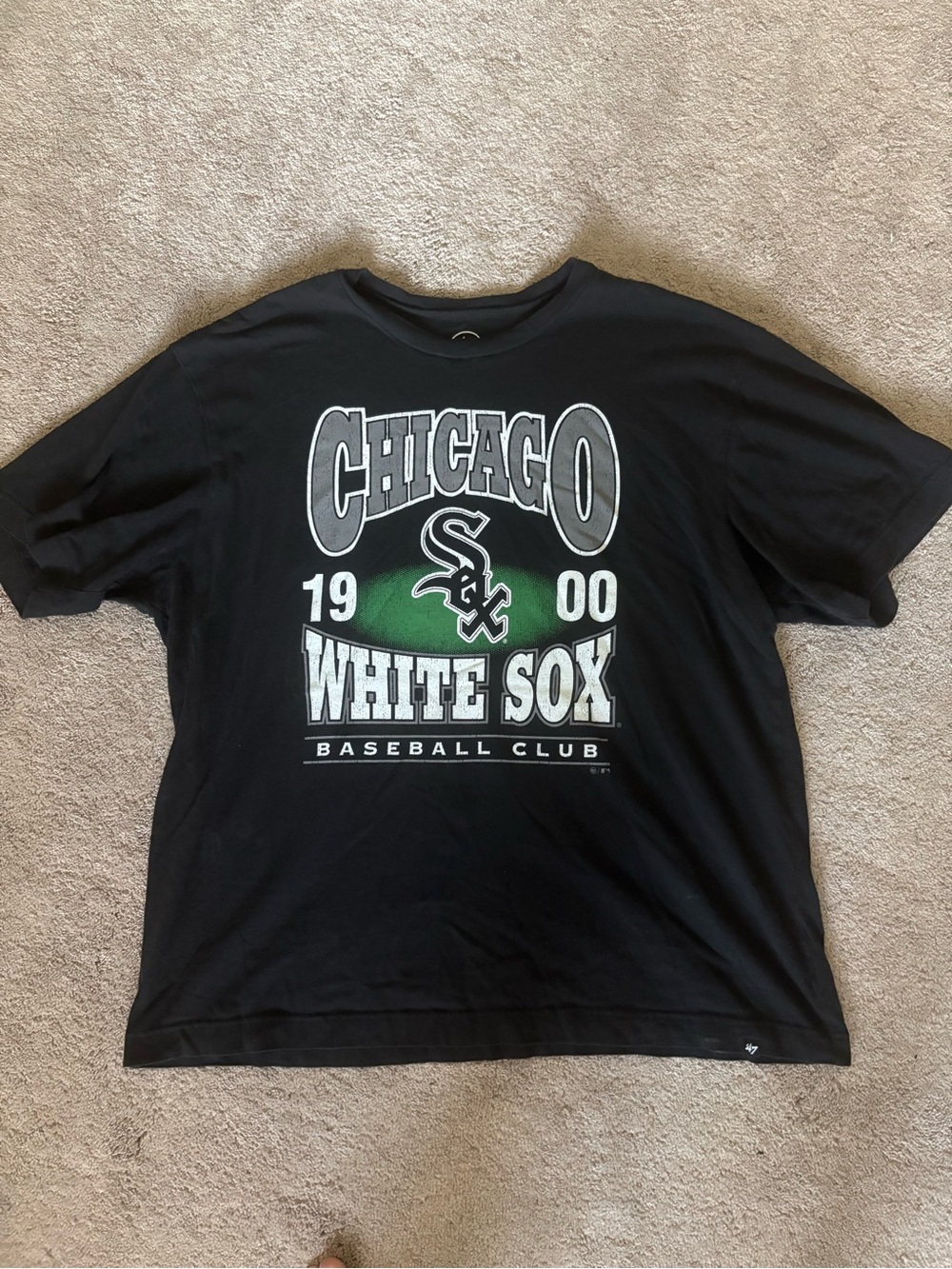 47 Brand Chicago White Sox Black Tee with Green Accent